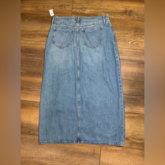 Old Navy Denim Midi Length Jean Skirt - size 10 - Picture 4 of 4